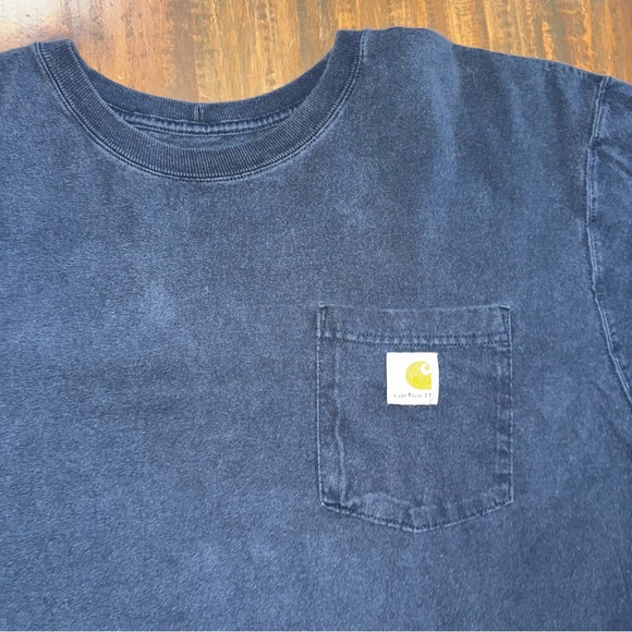 Carhartt Shirt Mens XL Faded Navy Blue Original Fit Crewneck Short Sleeve Pocket - Picture 2 of 7